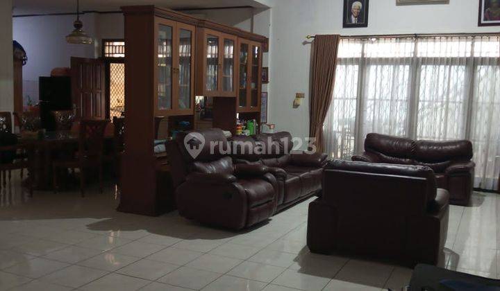 Rumah Siap Huni Petukangan Utara Strategis  2