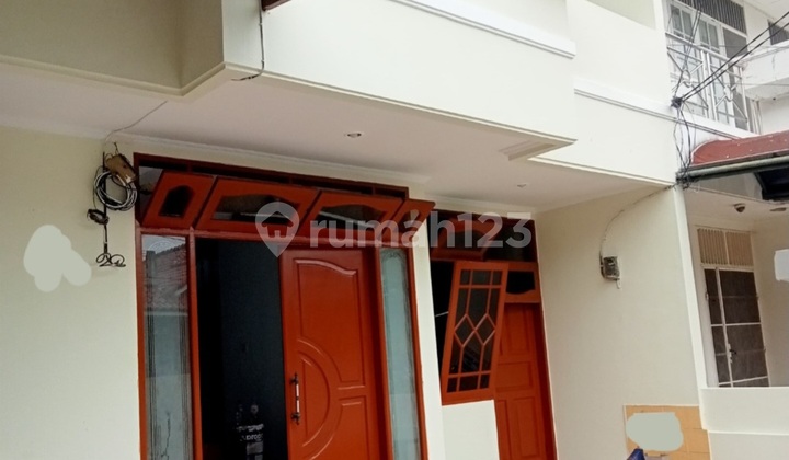 Ready-to-Occupy House Budi Indah Poris Tangerang South Facing 2