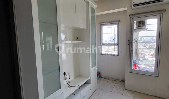 Latumenten City Apartment 2 BR Strategic Location