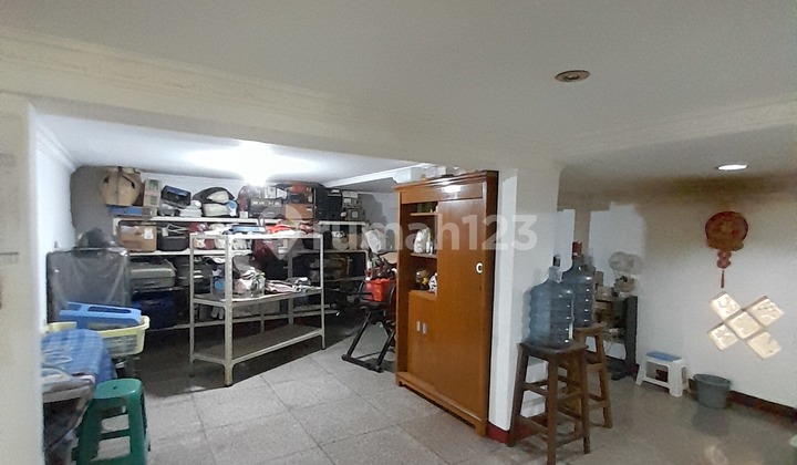 Dijual Rumah Taman Ratu Hook Timur Utara 3 Lantai 2