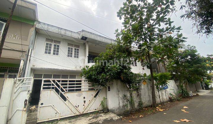 Rumah Tua Hitung Tanah Taman Kedoya Baru Hadap Selatan  1