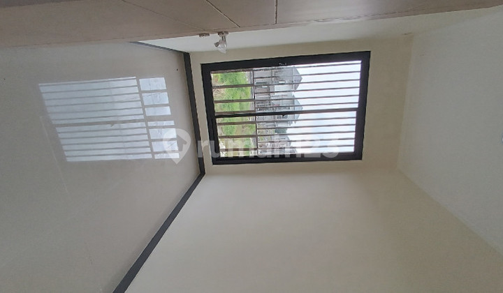 Termurah.. Rumah 2 Lantai Siap Huni Nol Jalan Oerr Selatan Surabaya 2