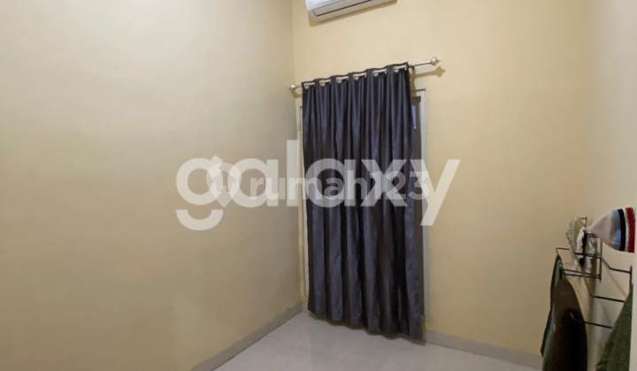 Rumah Medayu Utara Rungkut Surabaya 1 Lantai Hadap Utara