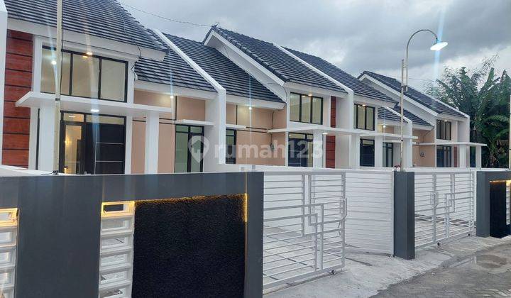 Rumah Baru Dekat Kota Jombang 1