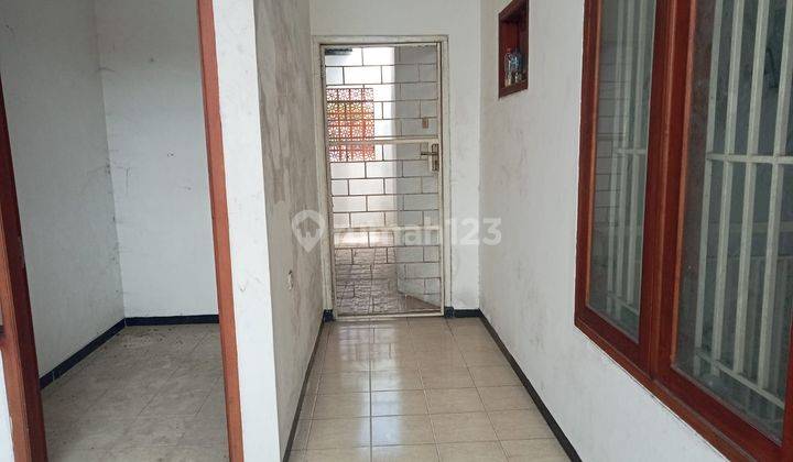 Rumah Dua Lantai  Siap Huni Dekat Keplak Sari Jombang 13