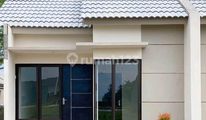 Modern Subsidized House Near Jombang Terminal