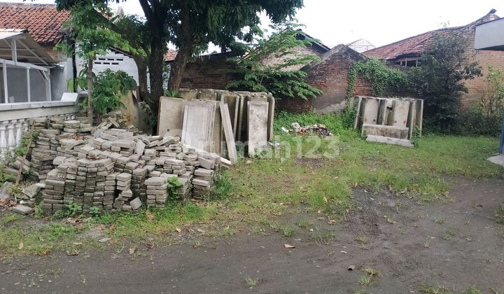 Rumah Luas Siap Huni Belakang Swalayan Jombang 2