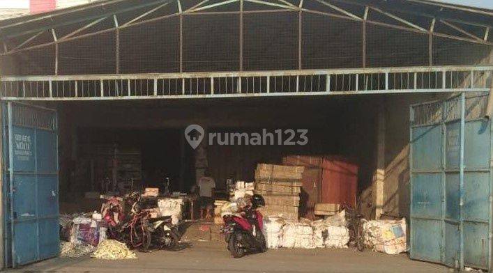 Ruko Strategis Di Jalan Utama Rungkut Surabaya 2