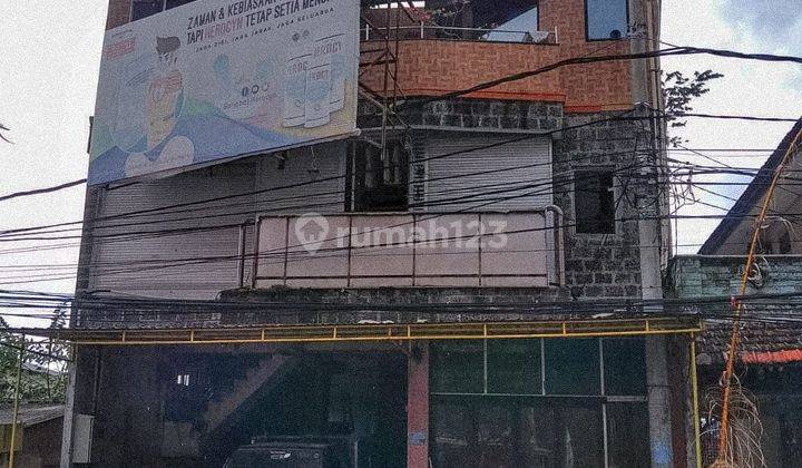 Strategic 3 Floor Shophouse on Jalan Raya Utama Imam Bonjol Denpasar 1