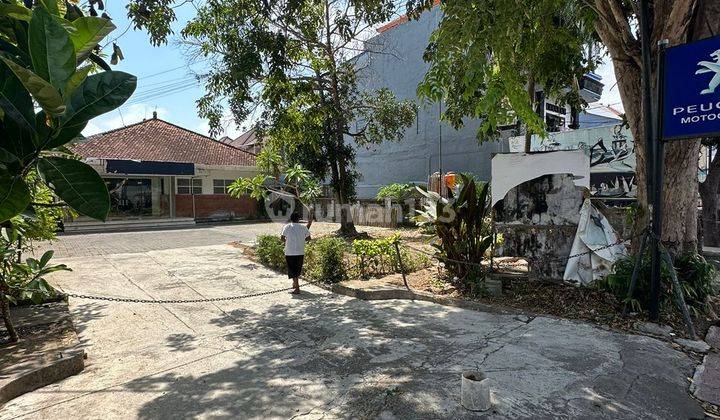 Disewakan Segera Bangunan Super Strategis di Jalan Utama  2