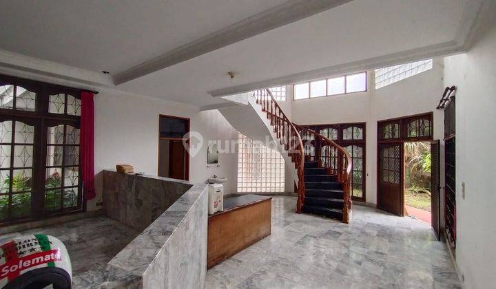 Dijual Rumah Besar di Gatot Subroto Tengah Denpasar Utara 1