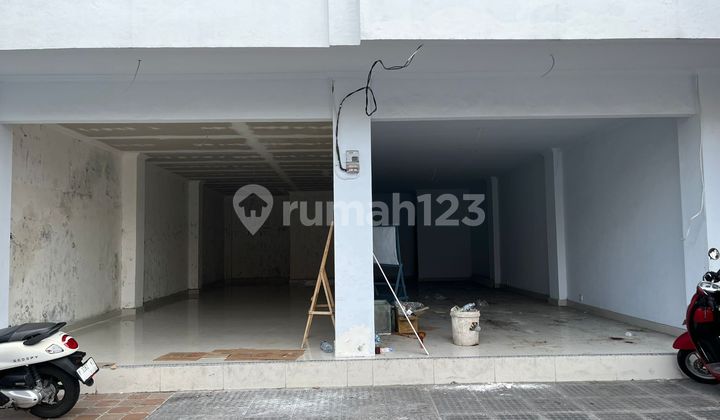 Commercial Space Near Batu Bolong Beach Ant