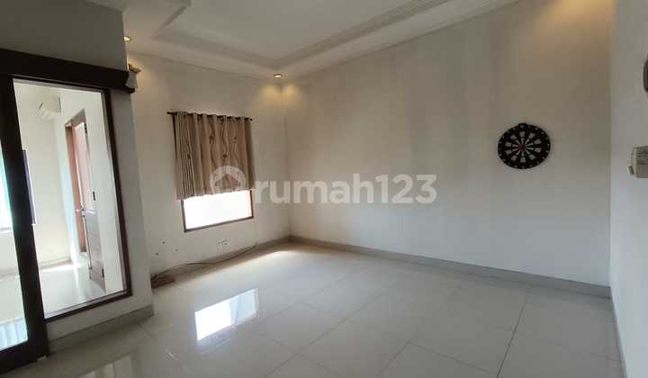 Siap Huni Rumah Lantai 2 Dekat Sekolah Taman Rama Jl 2