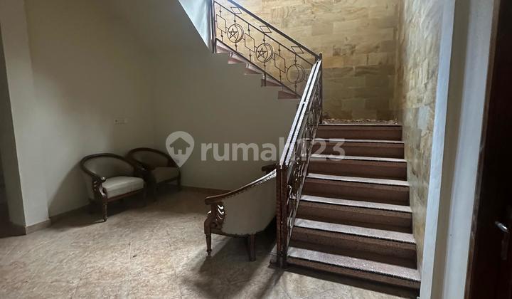 Rumah Lantai 2 Posisi Hook di Jimbaran Mnk 2