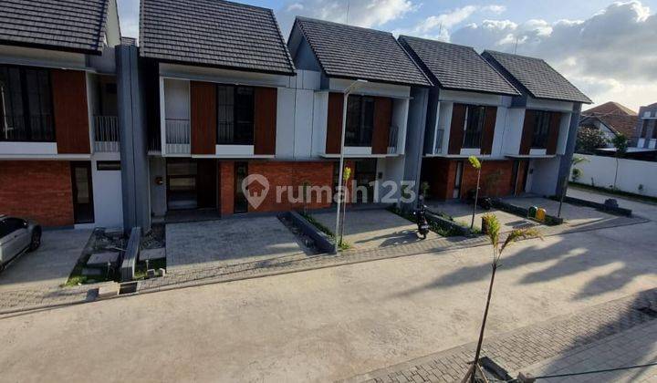 Disewakan Rumah Minimalis Baru di Perumahan Elit Sanur 2