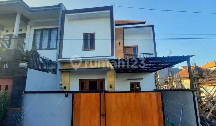Dijual Rumah Baru Semi Villa Dekat Pusat Kota Denpasar Dd