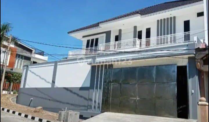 Rumah Baru Lembah Dieng 2 Lantai Kawasan Elite Siap Huni Tengah Kota 2