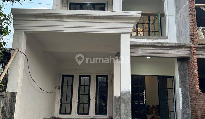 Rumah Borobudur Agung Bangunan Baru Desain American Classic  1