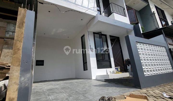 rumah baru minimalis strategis 1