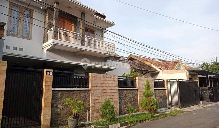 Rumah Taman Sulfat 2 Lantai Siap Huni Kawasan Elite Strategis Lingkungan Nyaman 2