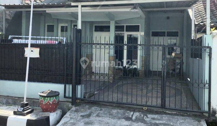 Rumah Taman Sulfat Kawasan Bagus Siap Huni Tengah Kota 1