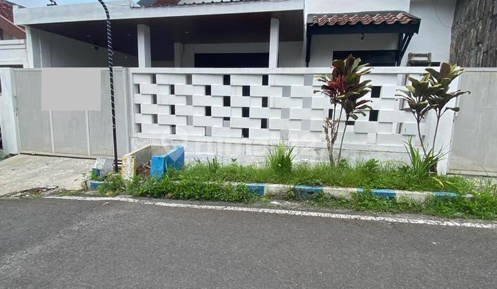 New House on Ikan Mas Street, Tunjungsekar, Malang City