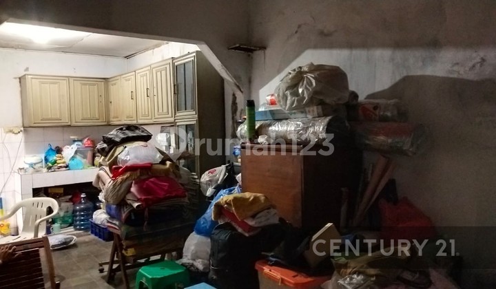 Dijualrumah Tua Hitung Tanah Daerah Ktankayu Jakarta Timur 2