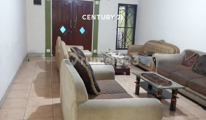 2-Story House in Utan Kayu Area, East Jakarta 2