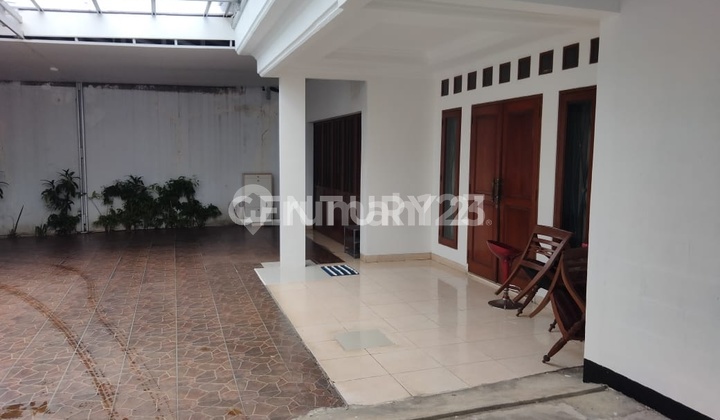 Rumah Hitung Tanah Harga NJOP Kemang Jakarta Selatan