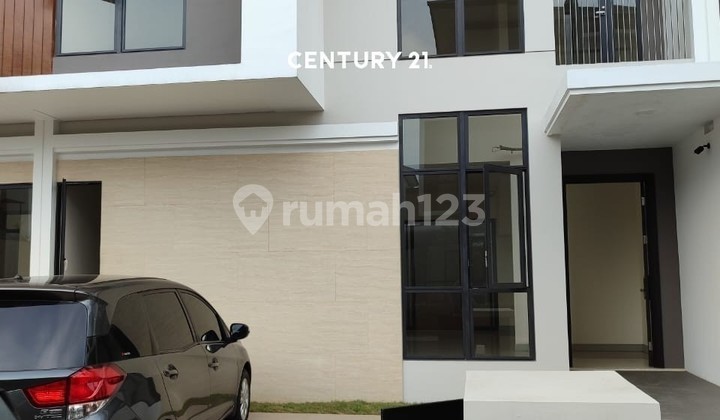 Rumah Keren 3 Lantai Hadap Utara Jakarta Garden City