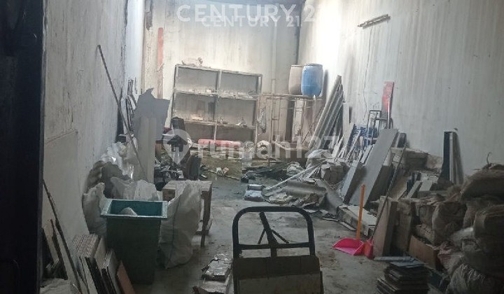 Murah Ruko 3 Lantai Pinggir Jalan NJOP di Jakarta Pusat Murah Ruko 3 Lantai Pinggir Jalan NJOP di Jakarta Pusat