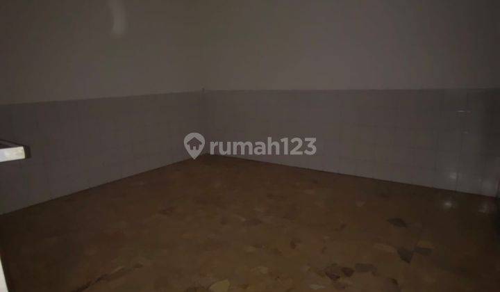 Rumah Siap Huni Strategis Lingkungan Komplek Cipinang 2