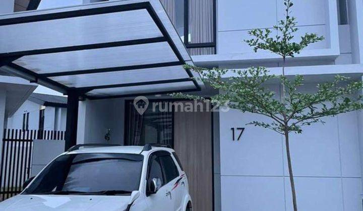 DISEWAKAN Rumah Siap Huni yang Bagus dan Nyaman, semi Furnish, dekat taman di Cluster Waterfront Lippo Cikarang (North Travertine) 1