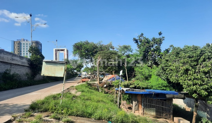 KAVLING PINGGIR JALAN UTAMA DI LOKASI STRATEGIS DI KARAWANG BARAT DEKAT DENGAN PINTU TOL KARAWANG BARAT KAVLING PINGGIR JALAN UTAMA DI LOKASI STRATEGIS DI KARAWANG BARAT DEKAT DENGAN PINTU TOL KARAWANG BARAT