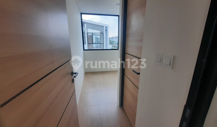 RUMAH MINIMALIS MODERN DI LOKASI STRATEGIS DEKAT JALAN BOULEVARD LIPPO CIKARANG DI CLUSTER CENDANA SPARK 2