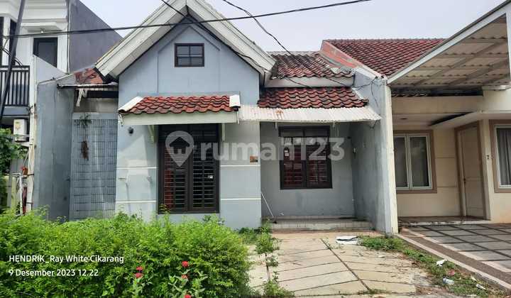 RUMAH DI LOKASI STRATEGIS DI TENGAH KOTA LIPPO CIKARANG CLUSTER TAMAN BEVERLY RUMAH DI LOKASI STRATEGIS DI TENGAH KOTA LIPPO CIKARANG CLUSTER TAMAN BEVERLY