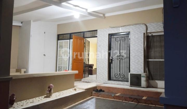 Furnished House in the Meadow Green Cluster, Lippo Cikarang 1