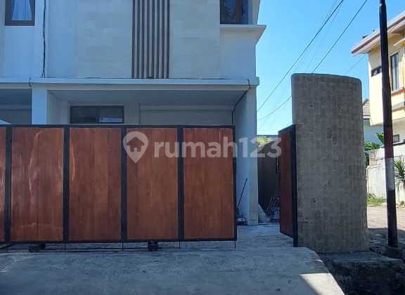 Rumah Bagus Bebas Banjir Area Renon Tukad Badung