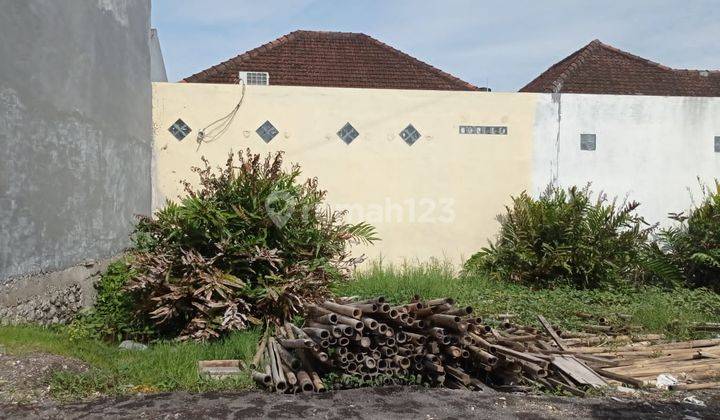 Tanah Area Pemogan  1