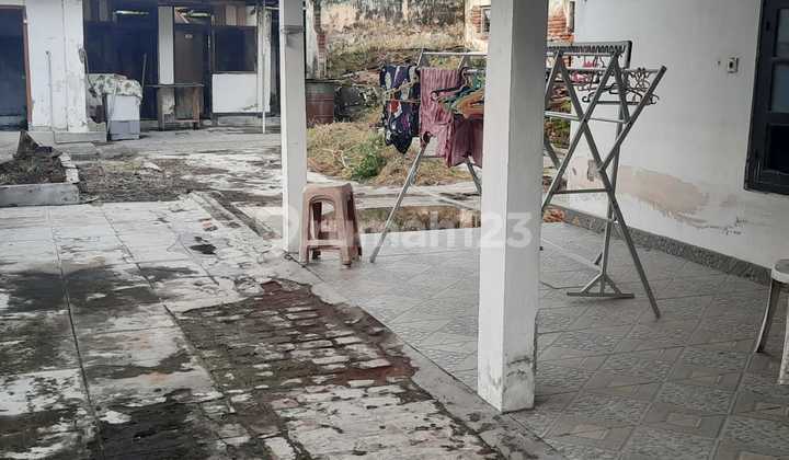 Tanah Ada Bangunan Di Seririt  6
