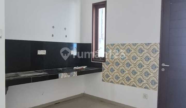 Rumah 2 Lantai Dekat Sanur  8