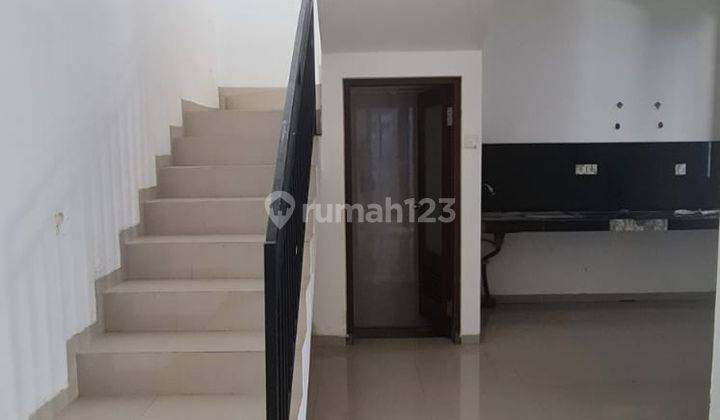 Rumah 2 Lantai Dekat Sanur  9