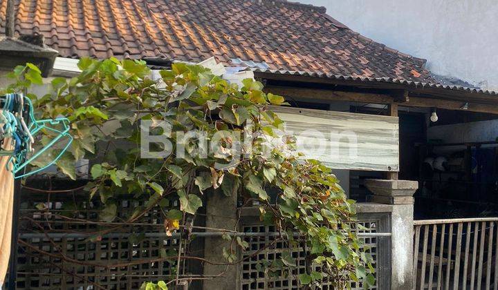 RUMAH SEDERHANA HITUNG TANAH DI PUSAT AREA SEMINYAK 1