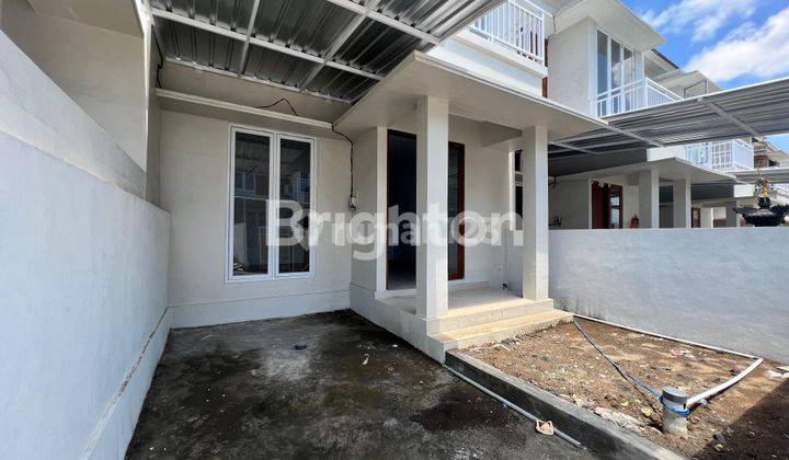 RUMAH MODERN MINIMALIST DI DALAM CLUSTER CANGGU 2