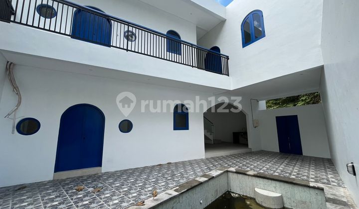 Mediterranean Villa Within the Nusa Dua Villa Cluster Complex