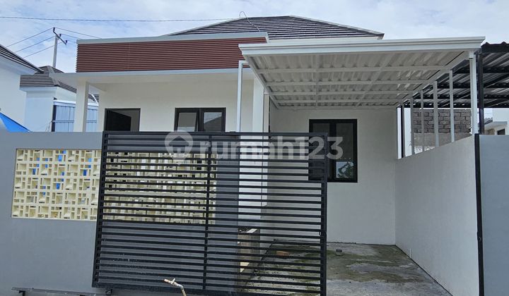 Rumah Baru Tipe 36/100 di Dalam Perumahan Nusa Dua Dekat Tol Rumah Baru Tipe 36/100 di Dalam Perumahan Nusa Dua Dekat Tol