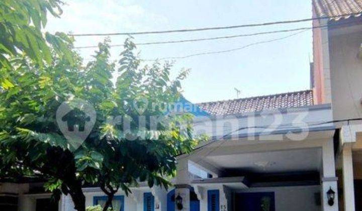 Rumah Strategis Semi Furnished Di Kemang Pratama Bekasi Selatan  1