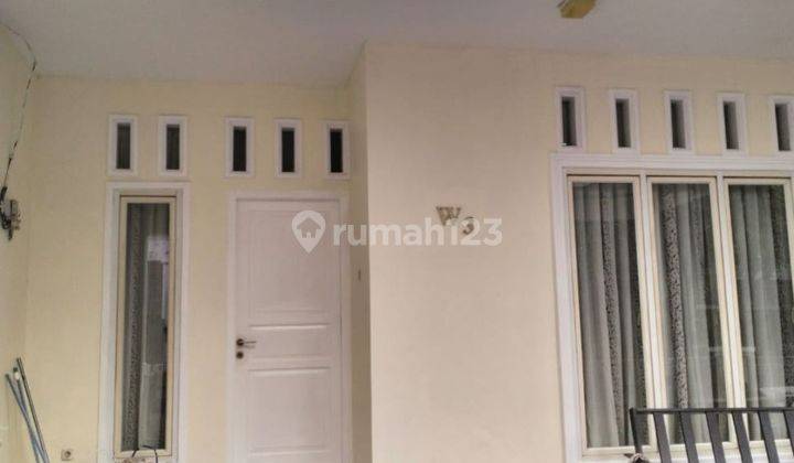 Rumah Strategis Siap Huni di Kemang Pratama Bekasi  2