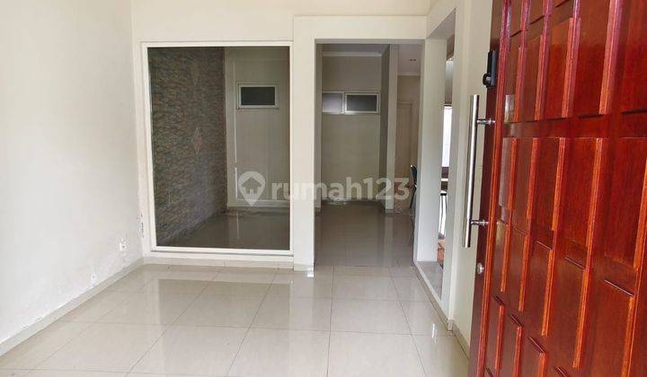 Dijual Rumah Mewah Bagus Strategis Cluster Sutera Pelangi Alam Sutera  2