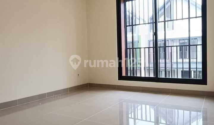Dijual Rumah Bagus Brand New Cluster Leonora Symphonia Gading Serpong 2